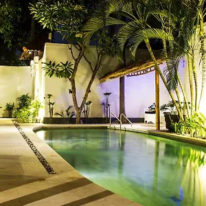 Gardenia - 6 Bedrooms With Pool In Seminyak (Bali)